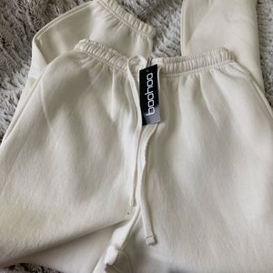 New with tag joggers